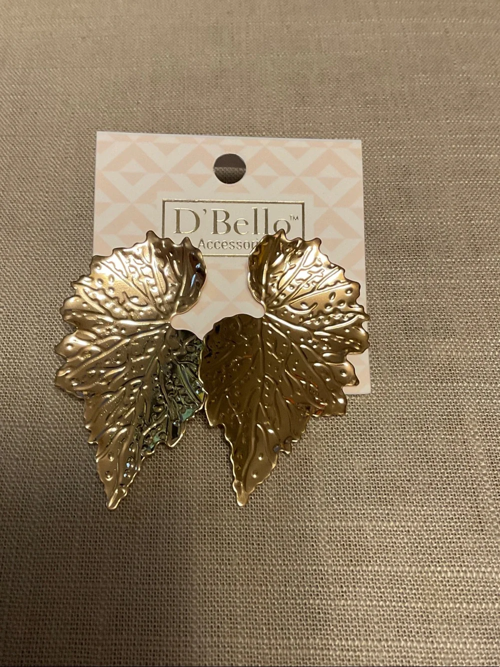 D’Bello gold leaf